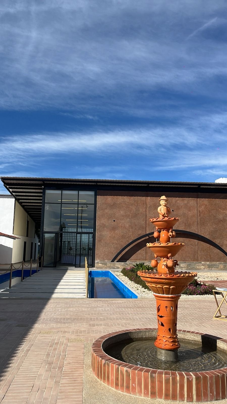 Piscina y salón de eventos de la finca en Zipaquirá